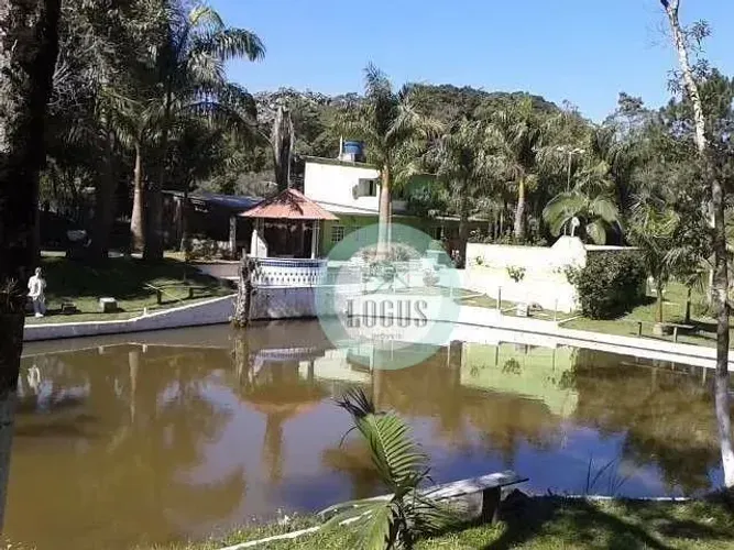 Chácara com 3 dormitórios à venda, 47000 m² por R$ 800.000,00 - Curucutu - São Bernardo do