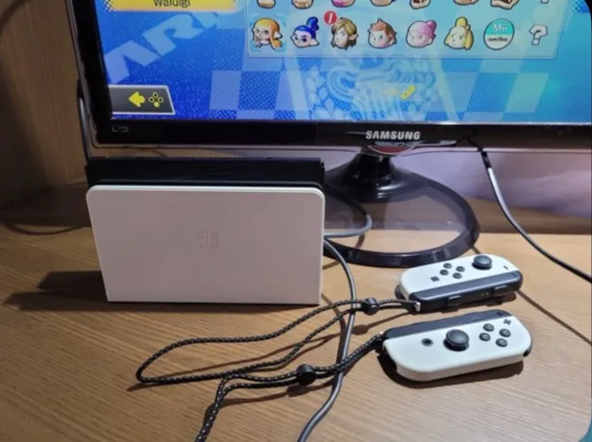Nintendo OLed 64GB