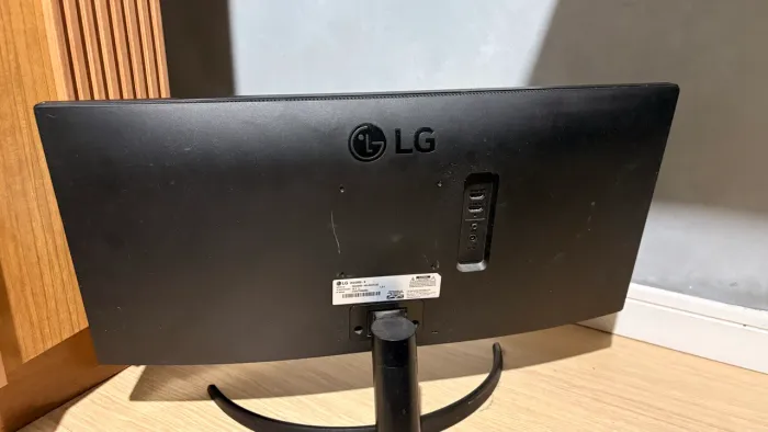 monitor lg ultrawide 26