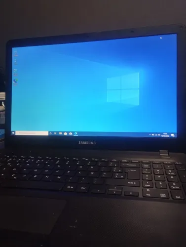 Notebook Samsung seminovo 8 GB HD SSD 
