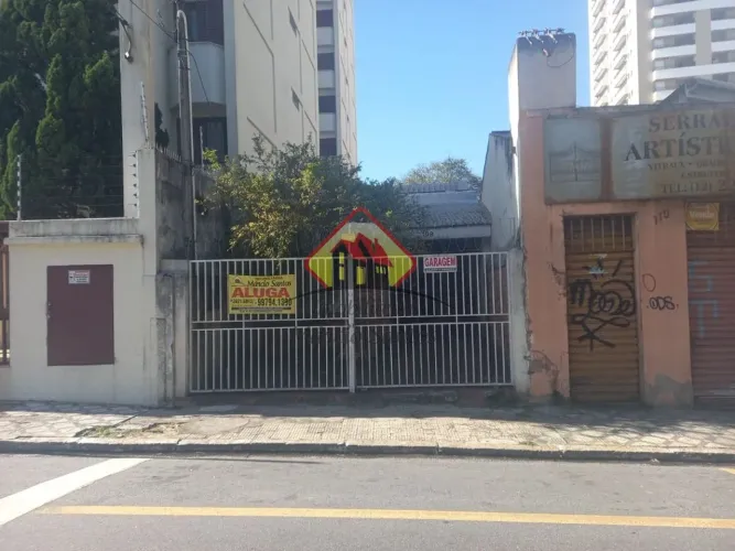 Locação de Casas / Padrão na cidade de Taubaté