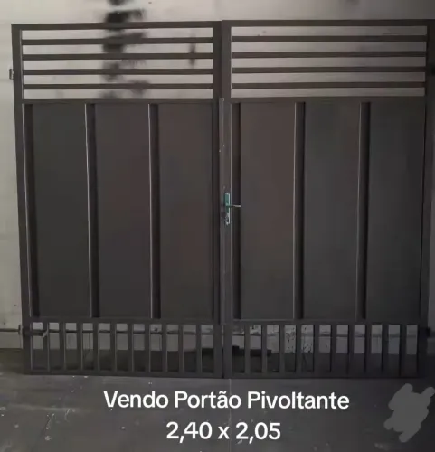 Portão Pivoltante Novo