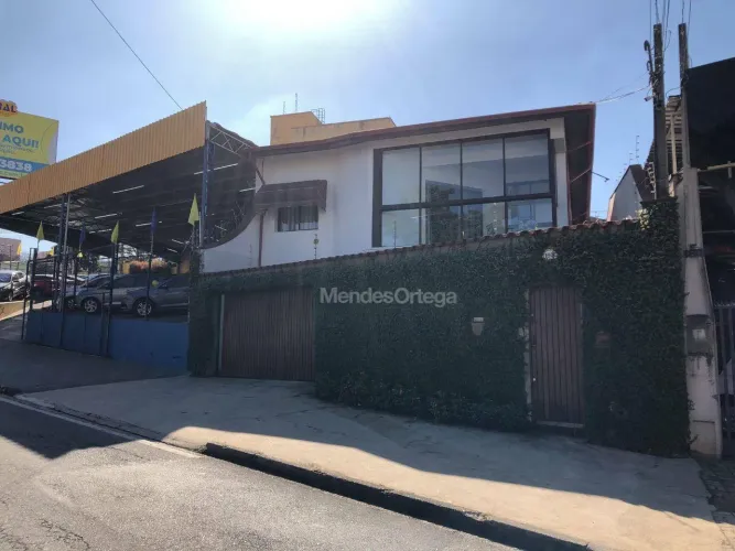 Casa com 3 dormitórios à venda, 304 m² por R$ 1.300.000,00 - Vila Trujillo - Sorocaba/SP