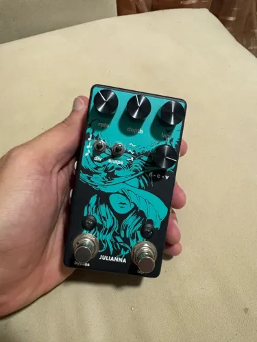 Julianna lyrock chorus vibrato