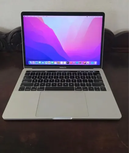 MACBOOK PRO