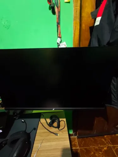 Monitor Superframe Quad HD 180hz com Braço Articulado