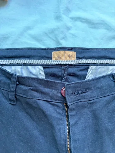 Calça azul marinho