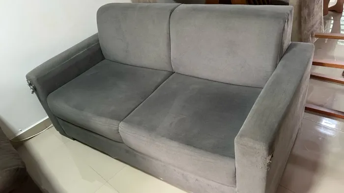 Sofá de 2 lugares