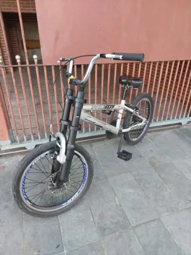 Bicicleta aro 20
