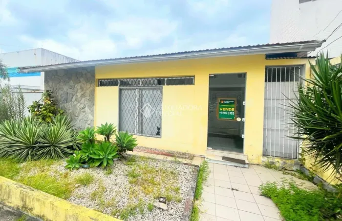 Venda - Terreno no bairro Trindade, Florianópolis