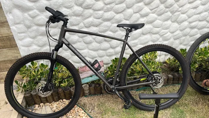 Estou vendendo bike profissional,  Bike: Giant Anthem Aro 29, leve com acessórios Shimano 