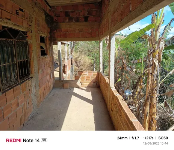 Vendo ou troco aceito financiamento com 50% de entrada