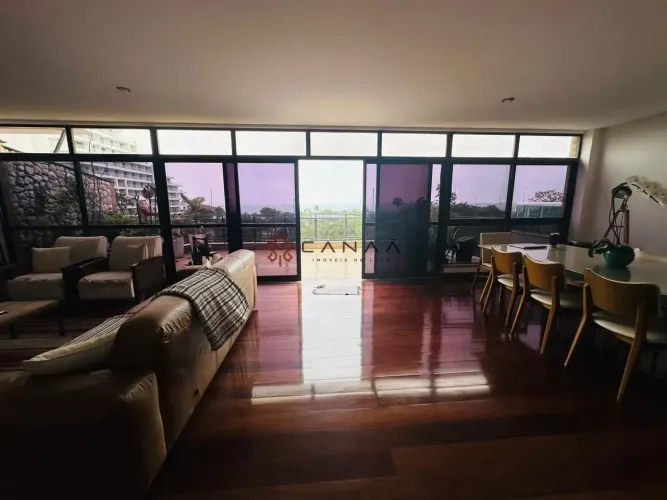 Linda cobertura duplex na Barra da Tijuca!