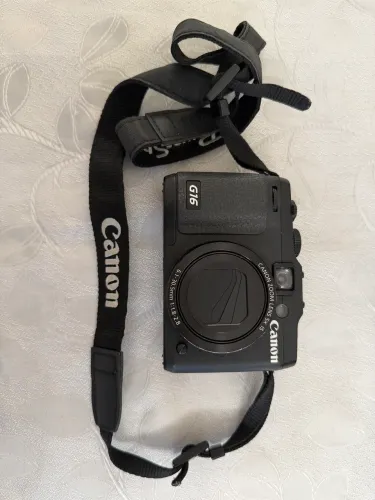 Câmera Canon PowerShot G16 - Completa com Bolsa e Bateria Extra - Impecável!