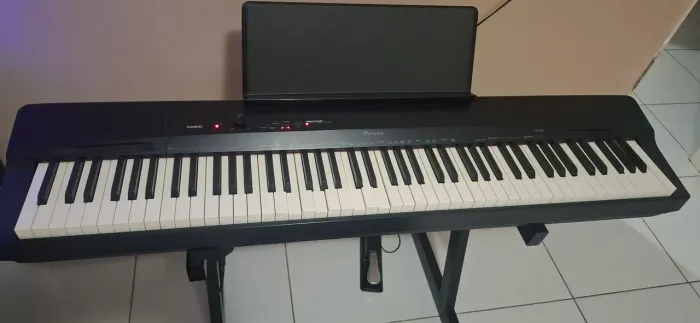 Piano Casio px160