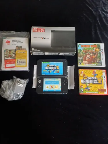 Nintendo 3DS XL Completo na Caixa, Estado de Novo!