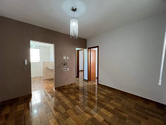 Alugo apartamento no bairro Alaíta com ótima localização!