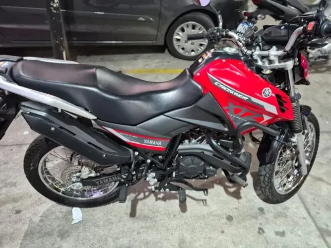 YAMAHA CROSSER ABS 2025