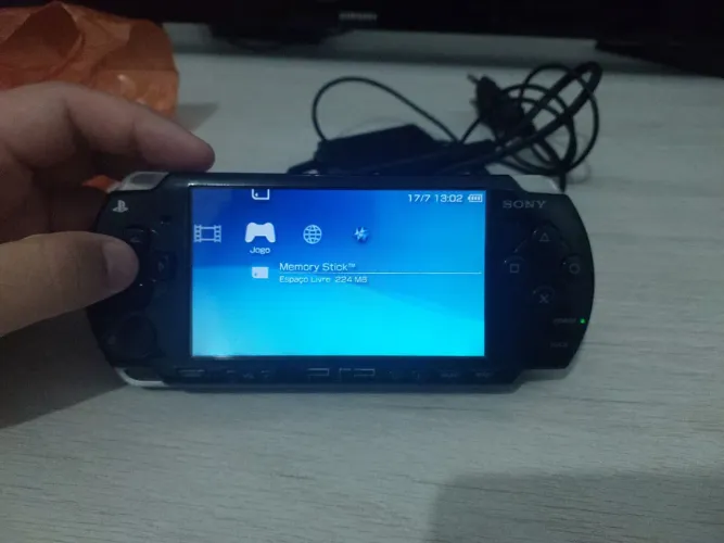 PSP (Playstation Portable) desbloqueado com jogos