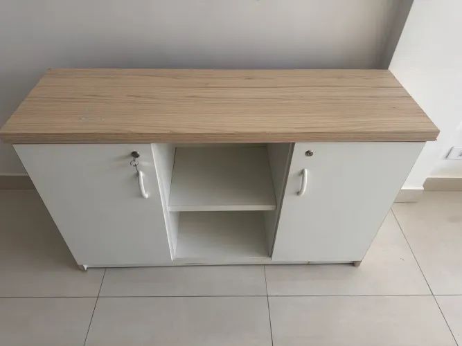 Vendo conjunto de móveis MDF (gaveteiro, nicho para frigobar, nicho de banheiro e armário)