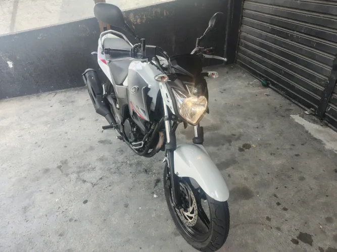 Yamaha Fazer 250 blueflex