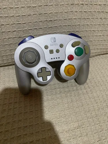 Controle pro Nintendo Switch modelo Gamecube