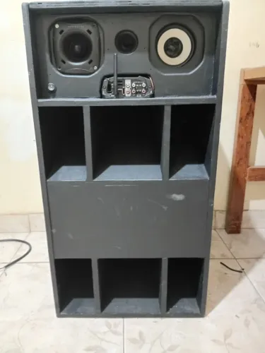 Caixa de Som Ativa 400w