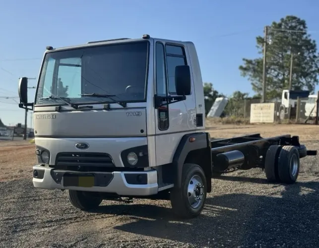 Transfiro a dívida ,Ford Cargo 1119 toco 6x2 chassi 3/4