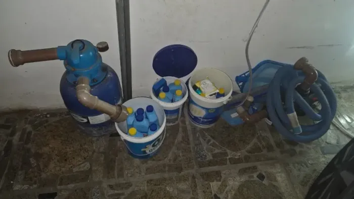 Equipamentos para Piscina: Bomba Sibrape, Filtro de Areia, Acessórios e Químicos (LEIA)