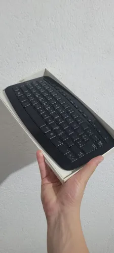 Teclado sem Fio Microsoft ARC Keyboard - USB ABNT 2