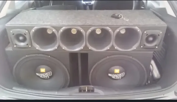 SOM AUTOMOTIVO JBL