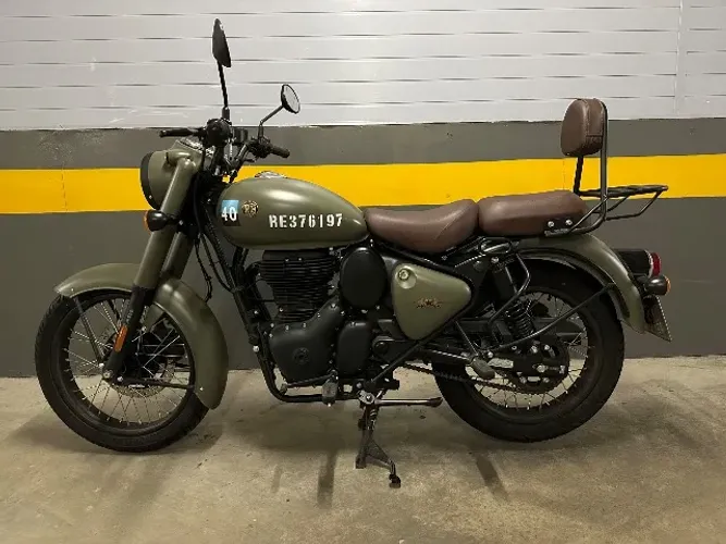 Royal Enfield Classic 350 Signals - 2024/2025 | Apenas 2.400km rodados!