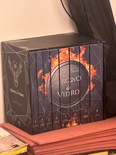 BOX Trono de Vidro capas antigas