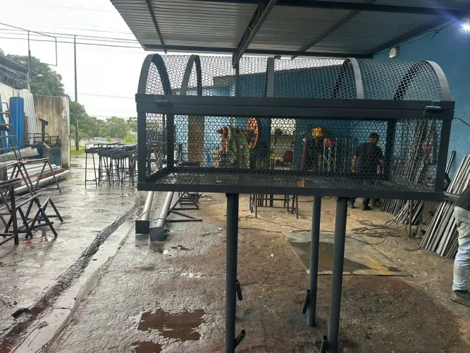 Lixeiras para casa e comércios Brasília