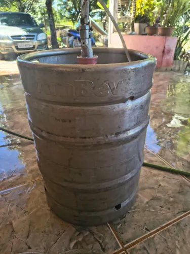 Barril de chopp AmBev 50 litros, + bicos.