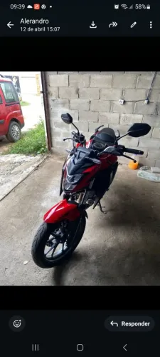 E muito nova