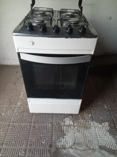VENDO UM FOGAO USADO 4 BOCAS TODO BOM