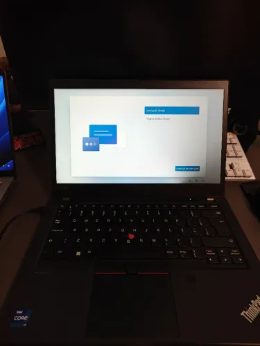 Notebook ThinkPad T14 Gen 2 | i7 11ª Geração | 16GB RAM | SSD 512GB | Intel Iris XE Top