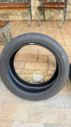 Pneus Bridgestone aro 19