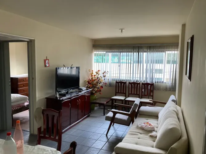 Viva o Melhor de Lambari neste agradável apartamento de 2 dormitórios com 80m² - Lambari -