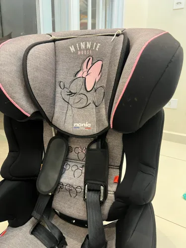 Cadeirinha de carro minnie