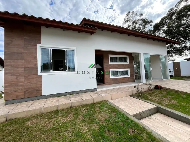Casa avaliada em aproximadamente R$ 700 mil sendo comercializada por apenas R$ 4