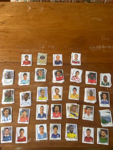 Lote 263 figurinhas copa do mundo 2014