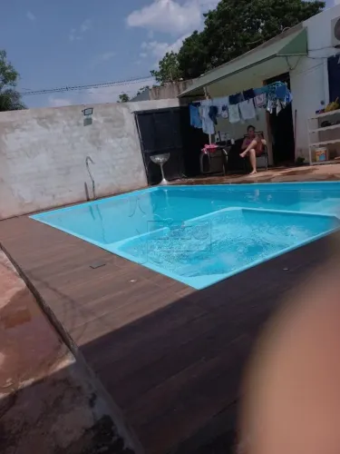 ÁREA DE LAZER NA AVENIDA IVO PARESCHI