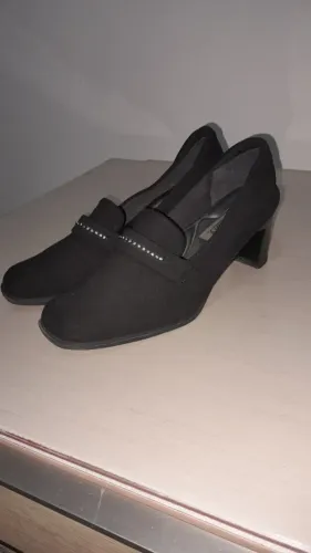Sapato Peep Toe Piccadilly Comfort Nº 35 - Salto Médio