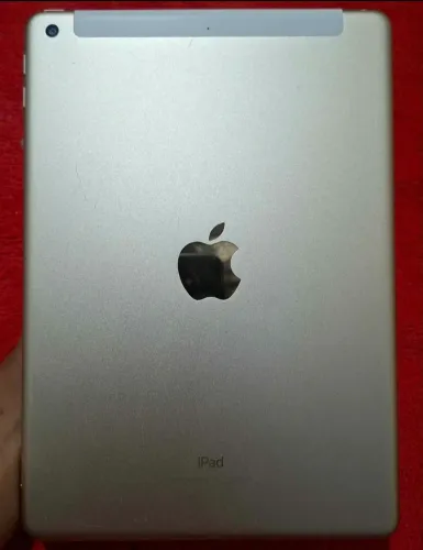 Vendo ipad 5 128gb ou troco por iphone