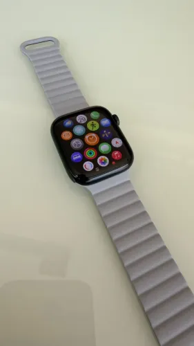 Apple Watch Series 8 GPS + Cellular 45mm - Único Dono - Impecável