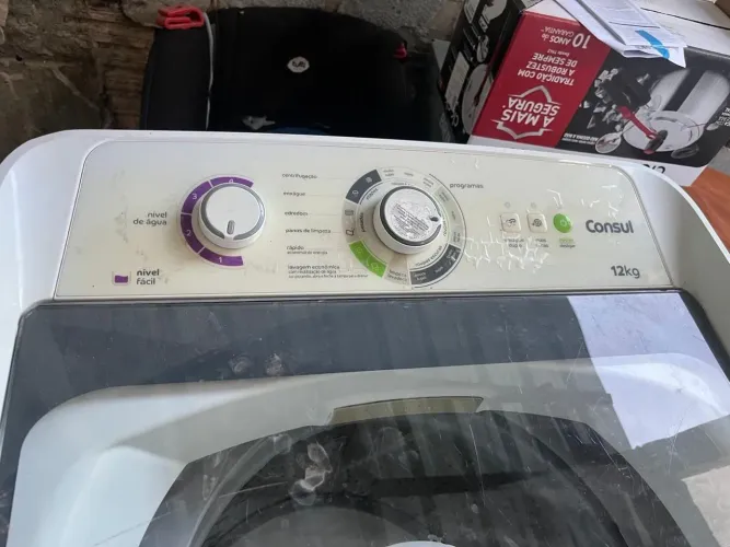 Máquina de lavar roupas consul 12kg com defeito
