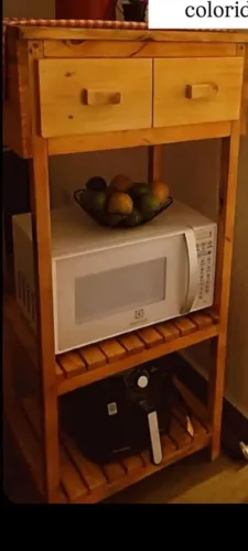 APARADOR DE MADEIRA