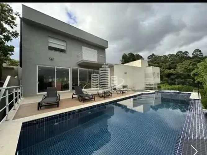 Sobrado de Condomínio com 4 quartos, Condomínio Residencial Fazenda Santa Helena, Bragança